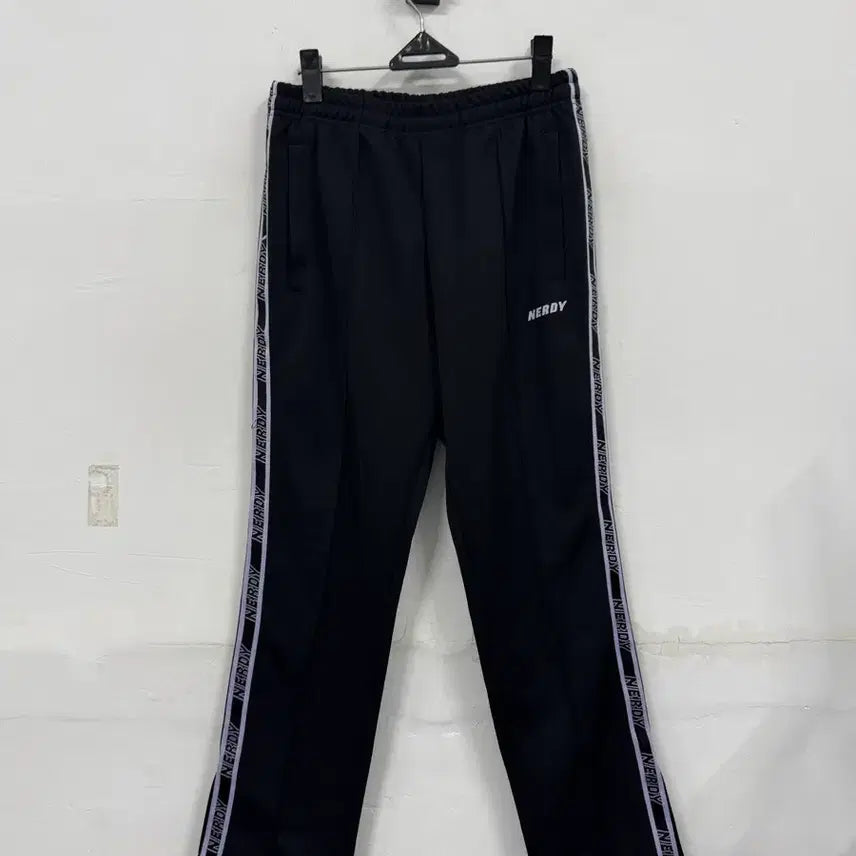 [BUNJANG] NERDY Sideline Training Pants / (S)널디 사이드라인 트레이닝팬츠