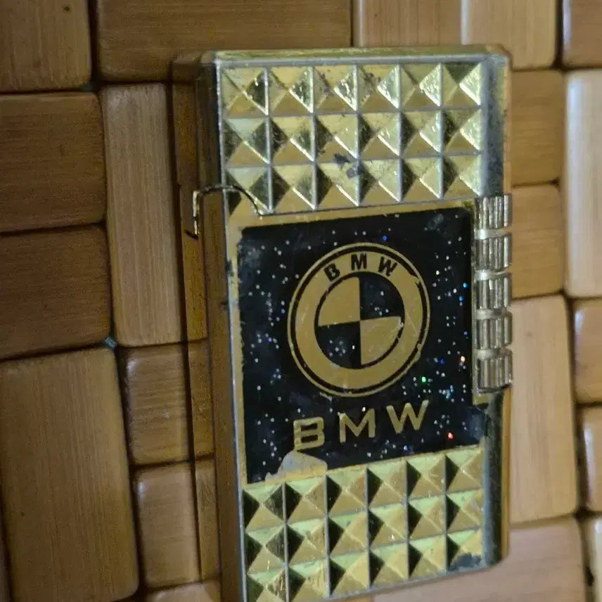 [BUNJANG] BMW Gold Plated Lighter / BMW 금장 라이터
