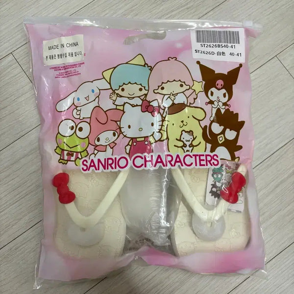 [BUNJANG] Sanrio Characters Hello Kitty Flip-Flops White / 새상품 산리오 캐릭터즈 정품 헬로키티 쪼리 슬리퍼 화이트