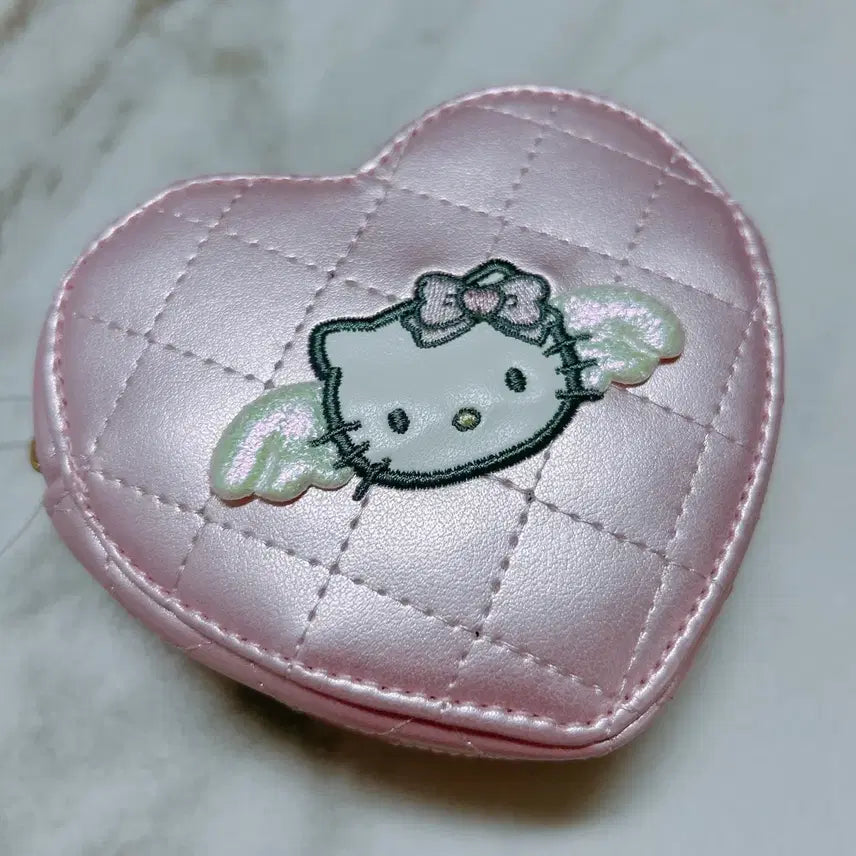 [BUNJANG] Hello Kitty Heart Pouch Pink Coin Purse / 헬로키티 하트 모양 파우치 핑크 동잔지갑