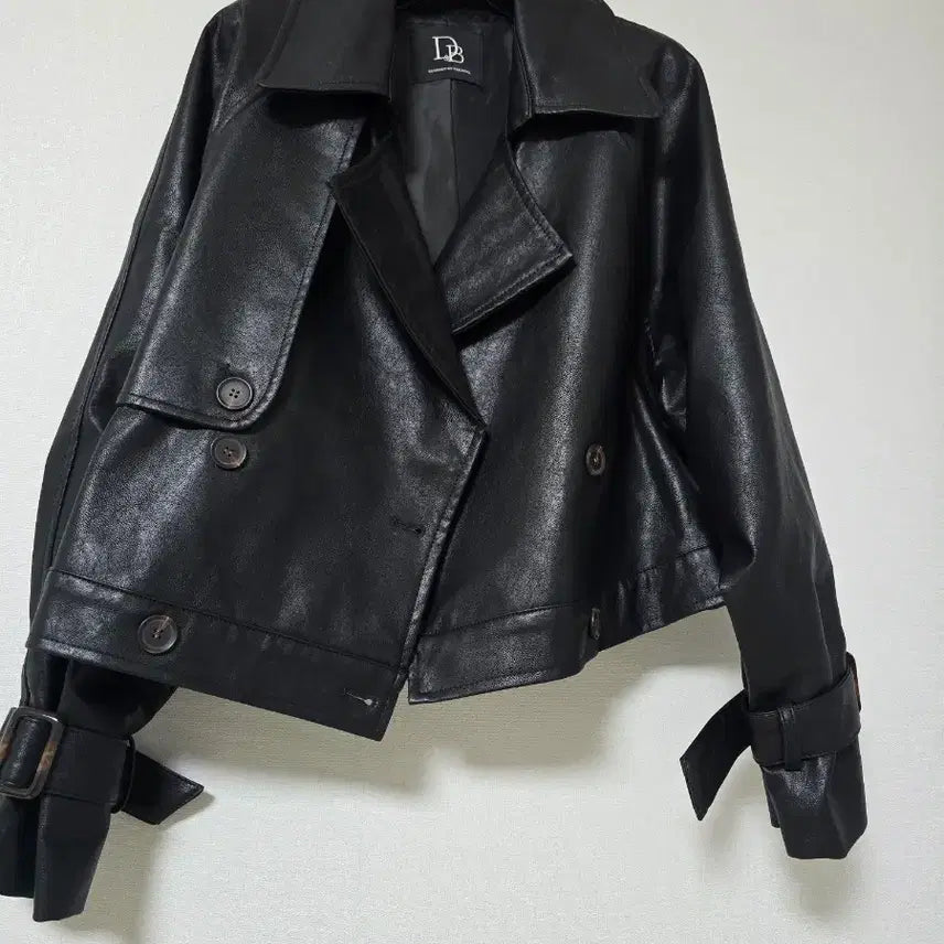[BUNJANG] Divagirl Design Black Leather Crop Jacket / 디바걸 디자인 블랙 레더 크롭 자켓F