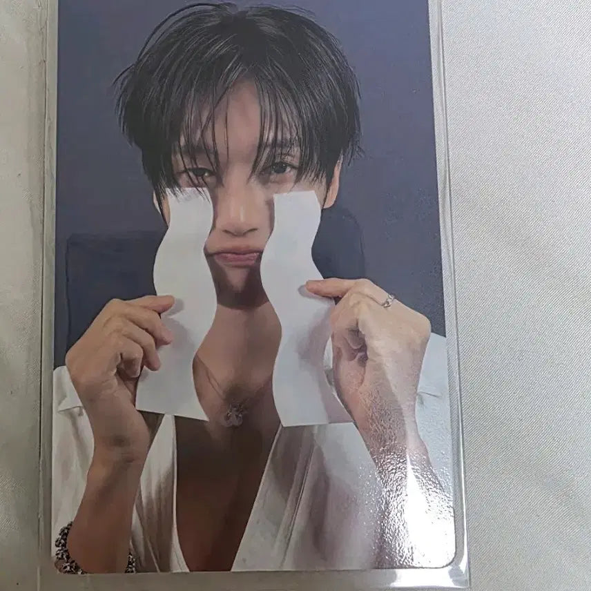[BUNJANG] ATEEZ Golden Hour Part.4 US Exclusive Wooyoung Photocard / 에이티즈 골든아워 파트4 US Exclusive 우영 포카 양도