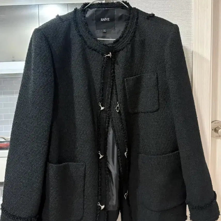 [BUNJANG] RAVE Trimmed Hook Midi Tweed Jacket (Black) / 레이브 트림드 후크 미디 트위드 자켓 (블랙)