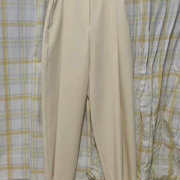 [BUNJANG] Cream Pintuck Semi-Baggy Pants / 크림색 핀턱 세미배기 팬츠