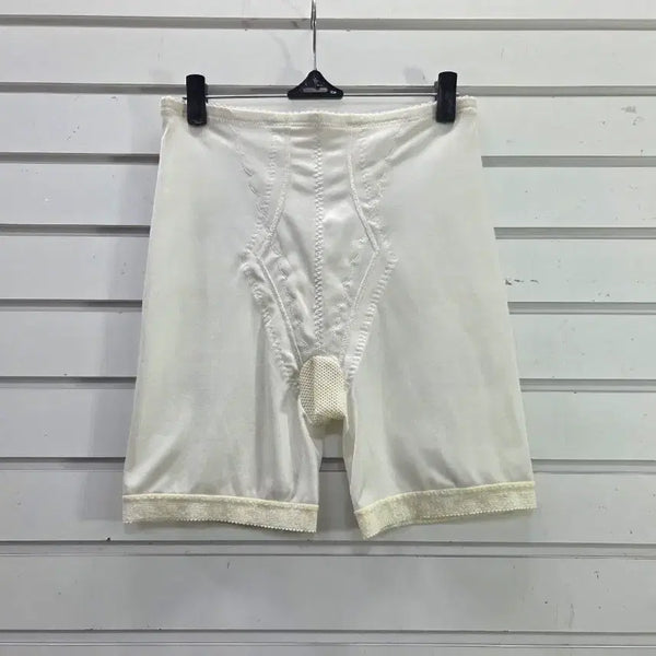 [BUNJANG] Ivory Lace Point Girdle Size 77 / 아이보리  레이스포인트 거들 77/보물찾기천사