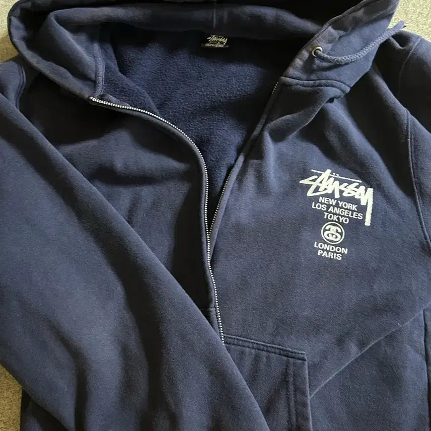 [BUNJANG] Stussy World Tour Hoodie Navy / 스투시 월드투어 후드집업 네이비
