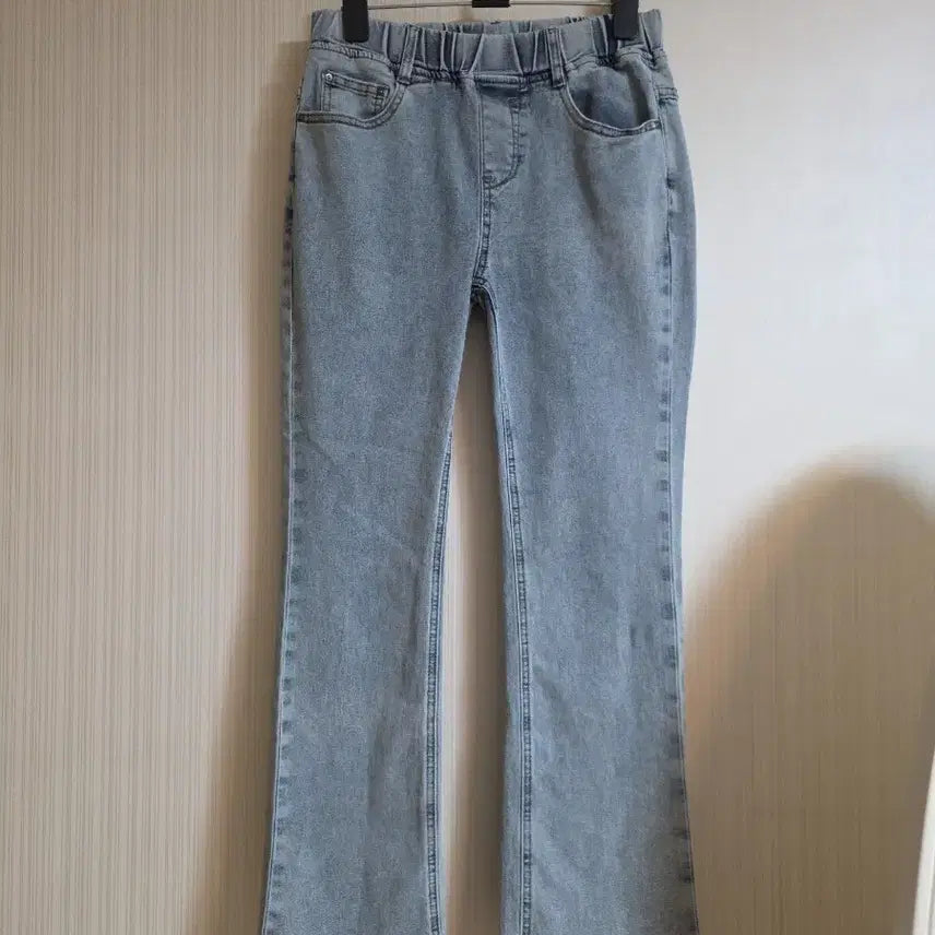 [BUNJANG] Alto Light Wash Bootcut High Waist Jeans / 알토/연청 부츠컷 밴딩 청바지