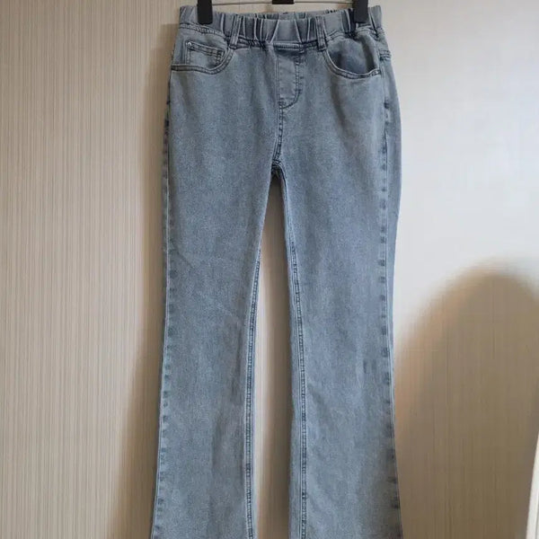 [BUNJANG] Alto Light Wash Bootcut High Waist Jeans / 알토/연청 부츠컷 밴딩 청바지