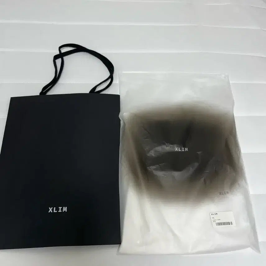 [BUNJANG] EXLIM Half-Sleeve T-Shirt / 엑슬림 반팔