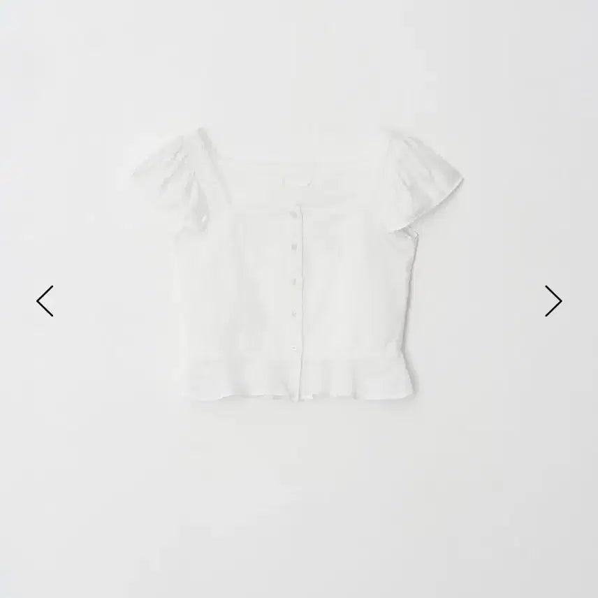 [BUNJANG] The Witch Series Wendy Flare Blouse / 더위시리즈leeds wendy flare blouse