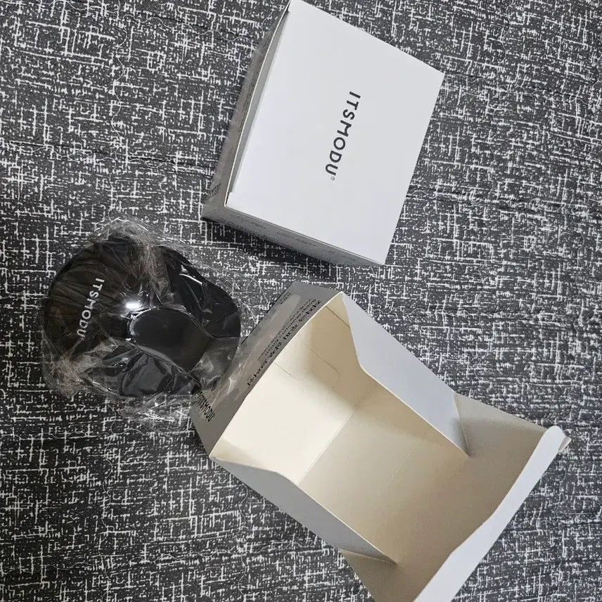 [BUNJANG] It's Modu Black Scalp Shampoo Brush with Massage Nodes / 잇츠모두 블랙 두피샴푸브러쉬,두피마지돌기2개