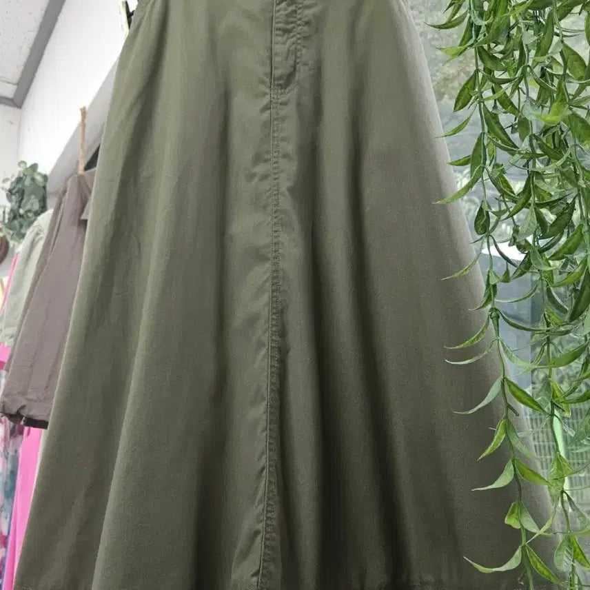 [BUNJANG] Khaki Flare Skirt / [새상품]카키색 플레어 스커트