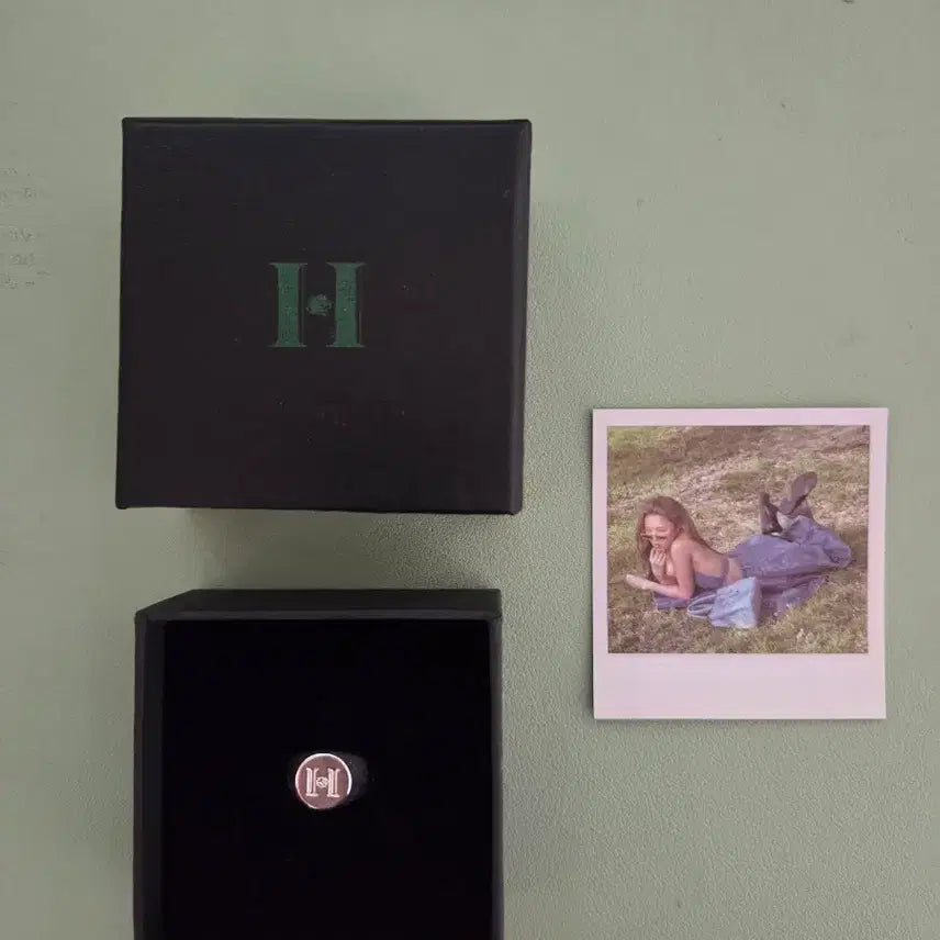 [BUNJANG] Hwasa 2021 Birthday Ring / 마마무 화사 생일 반지 판매