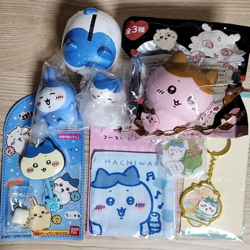 [BUNJANG] Chiikawa Hachiware Squishy, Cloud Mood Lamp, Figure, Keyring Bundle / 치이카와 하치와레 스퀴시&구름 무드등&피규어&키링