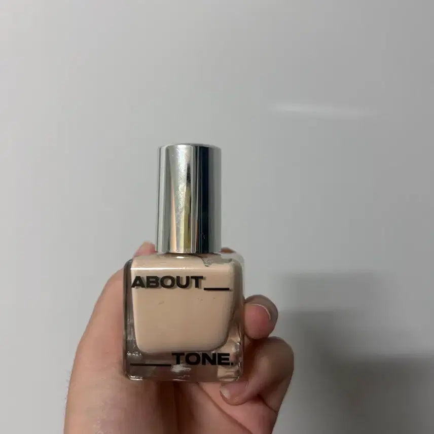 [BUNJANG] About Tone Foundation - Shade 22 / 어바웃톤 파운데이션