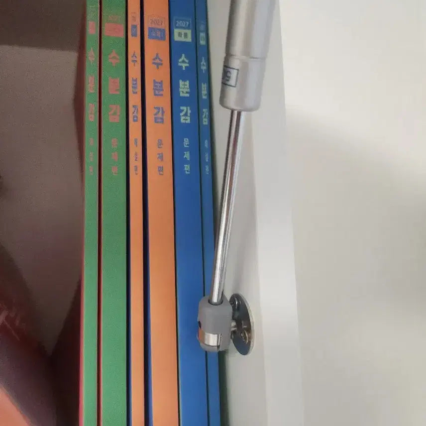 [BUNJANG] 2027 Hyun Woo-jin Hydration Math Series Vol. 1 & 2, Probability & Statistics Textbooks / [새상품] 2027 현우진 수분감 수학1 수1 수학2 수2 확률과 통계 확통