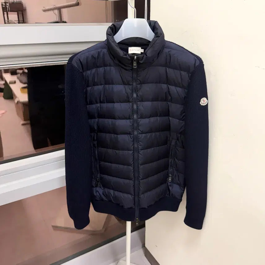 [BUNJANG] Moncler Knit Padded Jacket Navy L Size / [L size] *정품* 몽클레어 니트 패딩 네이비