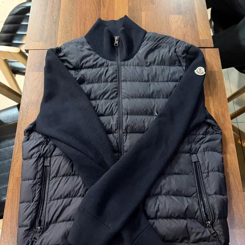 [BUNJANG] Moncler Knit Padded Jacket Navy / 몽클레어 니트패딩 네이비