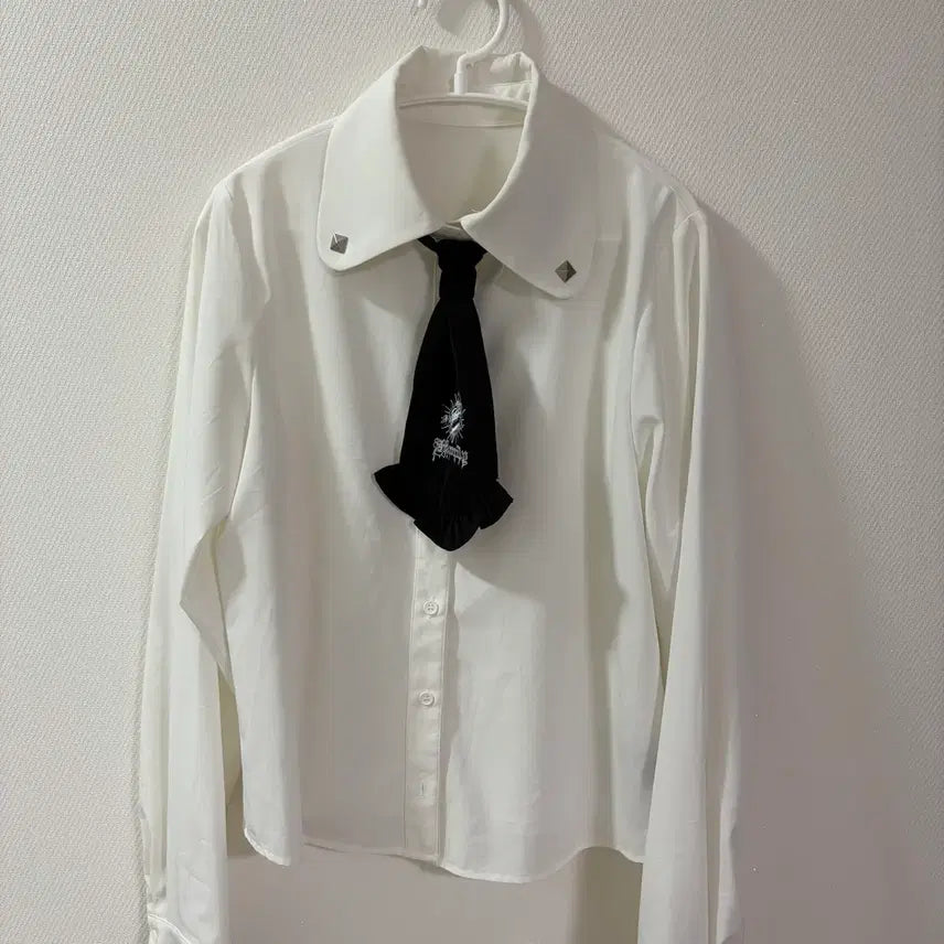 [BUNJANG] Jamie & Nett Blouse / 제이미 에에누케 블라우스