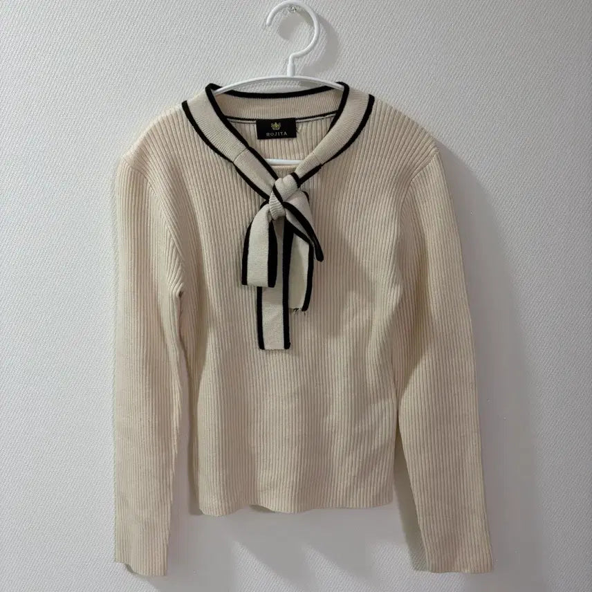 [BUNJANG] Ribbon Neck Knit Top / 로지타 리본 넥 니트