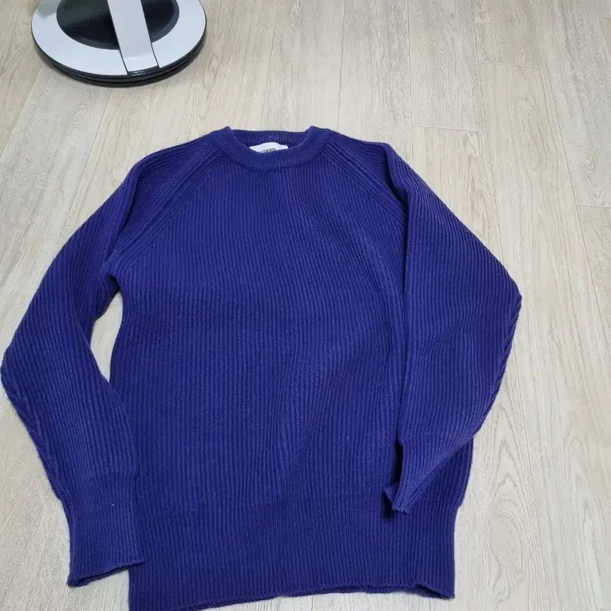 [BUNJANG] Beslow Navy Knit M / 비슬로우 니트 M