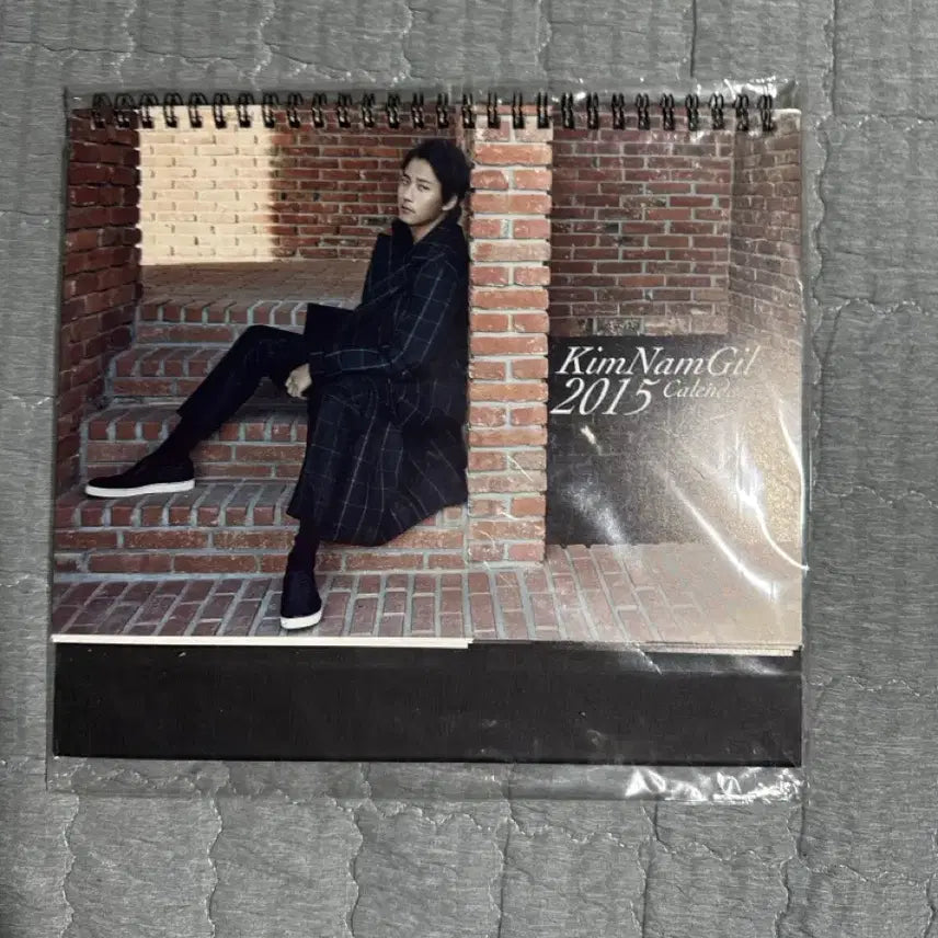 [BUNJANG] Kim Nam Gil 2015 Calendar / 김남길 2015년 캘린더