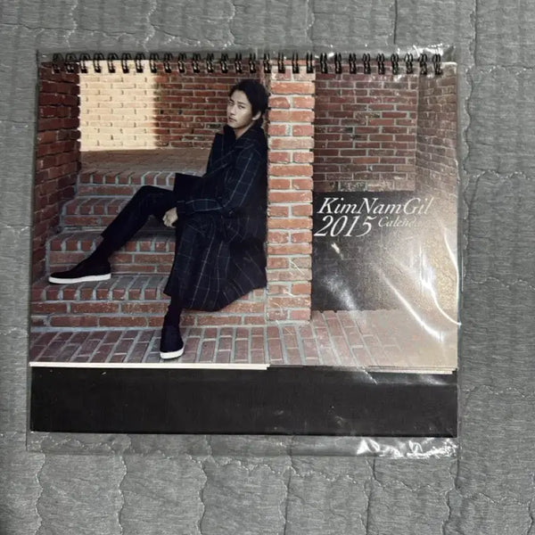 [BUNJANG] Kim Nam Gil 2015 Calendar / 김남길 2015년 캘린더