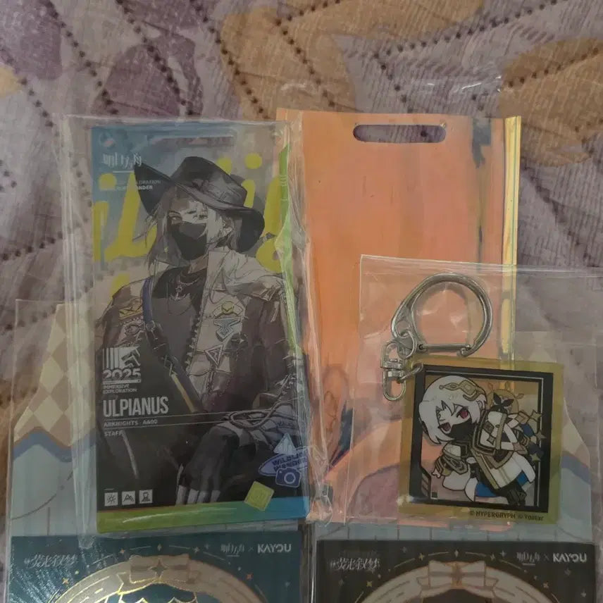 [BUNJANG] Arknights Ulpianus Pass Holder & Merchandise Bundle / 명일방주 울피아누스 울피안 통행증 판매