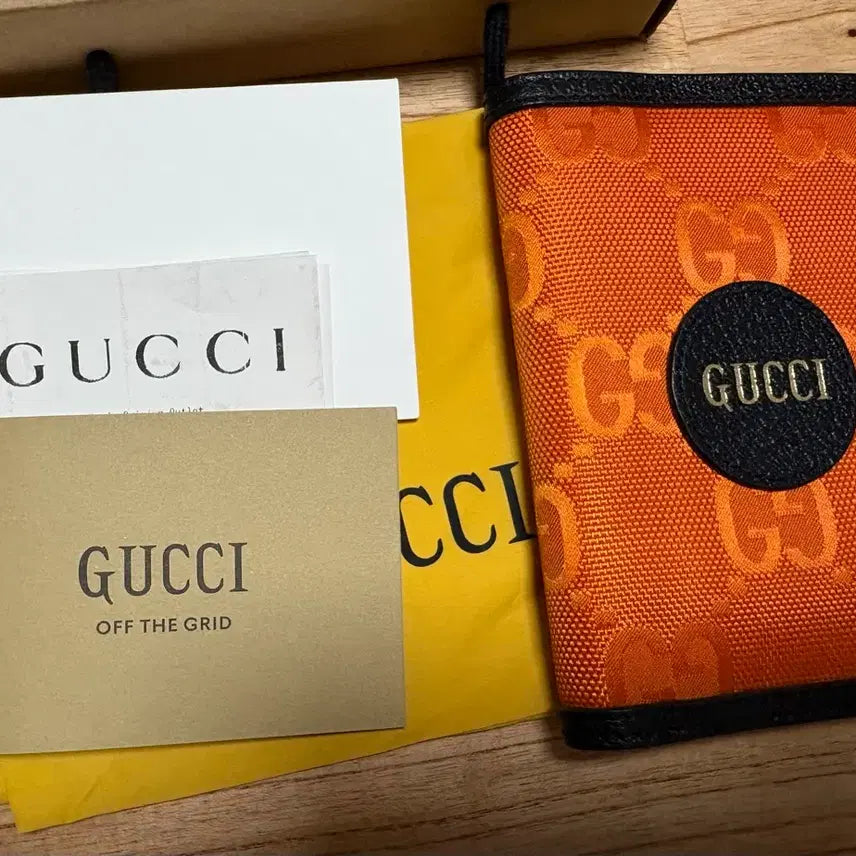 [BUNJANG] Gucci GG Passport Wallet Orange Leather / 적당한 네고 환영!!오렌지가 산뜻한 구찌 GG 여권지갑