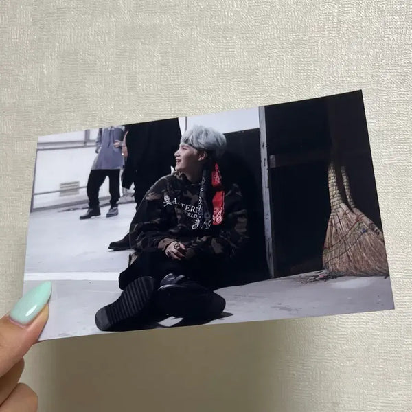 [BUNJANG] BTS SUGA 2018 Exhibition Print Photo / 방탄소년단 BTS 2018 오늘 전시회 인화사진 슈가 윤기