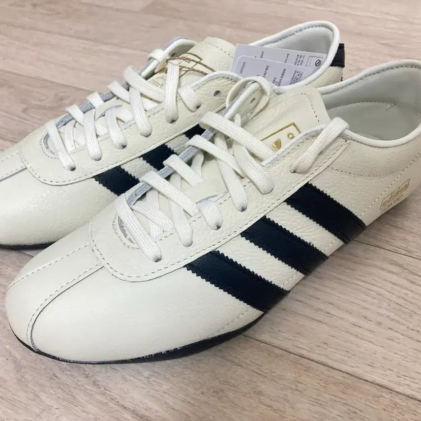 [BUNJANG] Adidas Tokyo Off-White Leather Sneakers (265) / 아디다스 도쿄 오프화이트 265 판매