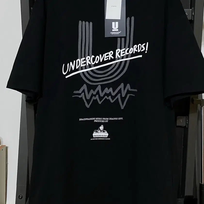 [BUNJANG] Undercover Records 22 Season DJ T-Shirt Black / [4 사이즈] 22시즌 언더커버 레코즈 DJ 티셔츠 블랙