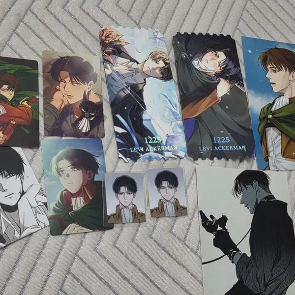 [BUNJANG] Attack on Titan Levi Photocard, Proof Photo, Postcard, Set / 진격의거인 리바이 포카 증사 엽서 전프레 비공굿 일괄 진격거