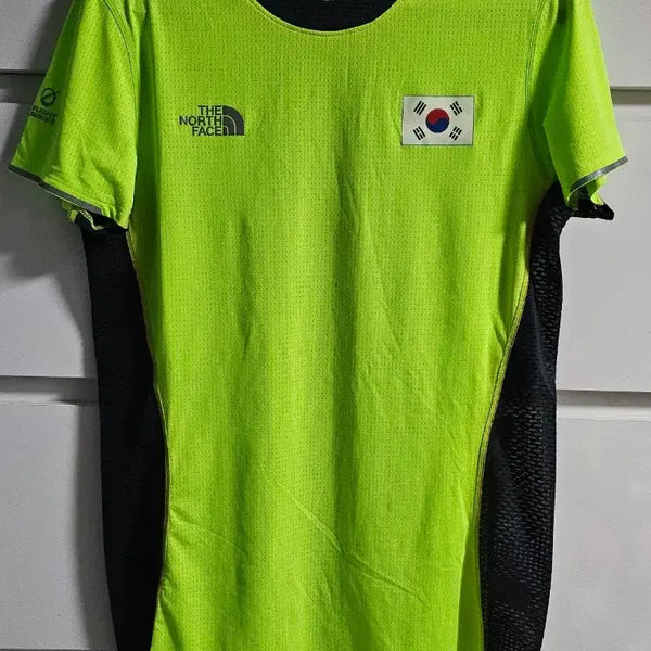 [BUNJANG] The North Face Flight Series Authentic National Team Limited Edition Functional Short Sleeve T-Shirt / 노스페이스 정품 플라이트시리즈 기능성 반팔티 국대 한정판 유산소 러닝 헬스 90