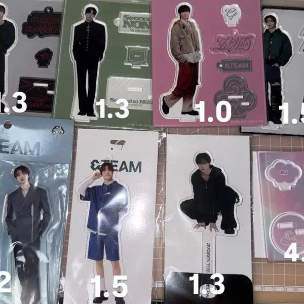 [BUNJANG] Andteam Ej Acrostic Acrylic Stand / 앤팀 의주 andteam ej 아크스타 아크릴 판매합니다