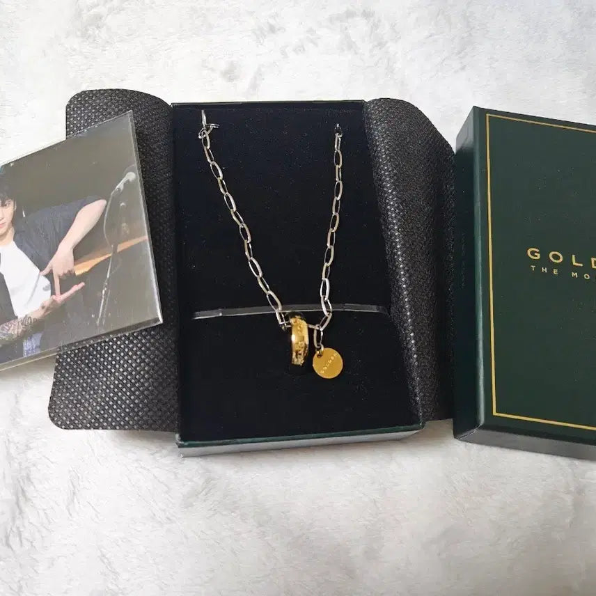 [BUNJANG] BTS Jungkook Golden Exhibition Necklace / 방탄 정국 골든전시회 목걸이 급처분 합니다
