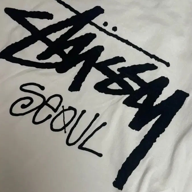 [BUNJANG] Stussy Seoul Long Sleeve T-shirt / 스투시 서울 롱슬리브