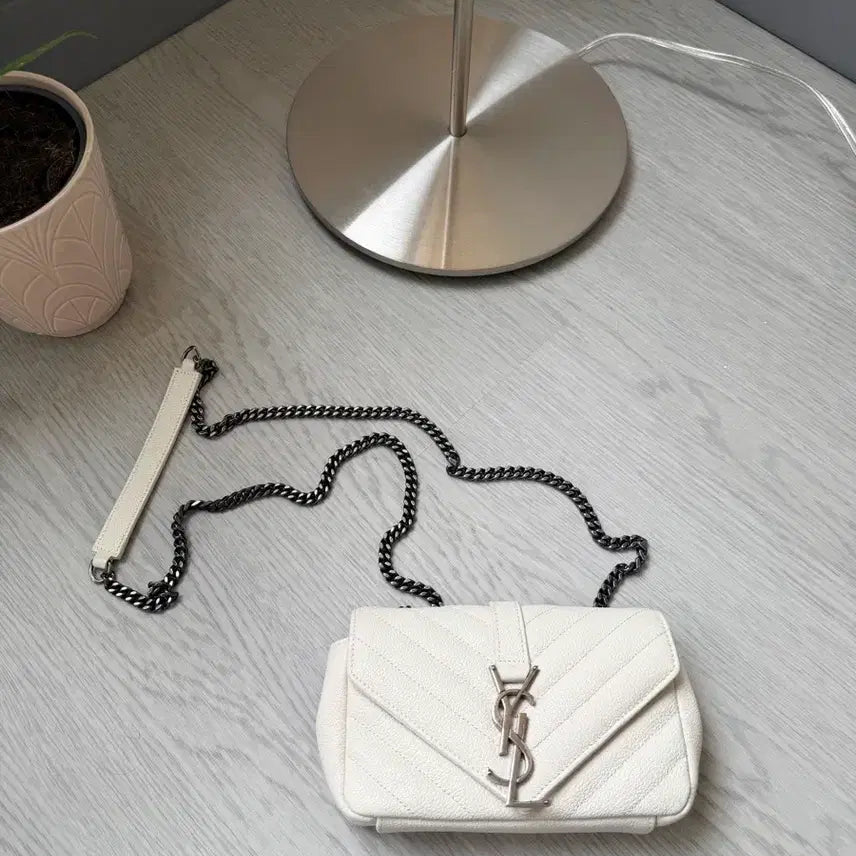 [BUNJANG] Saint Laurent Sunset Chain Bag White Leather Shoulder Bag / 입생로랑 선셋 체인백 화이트