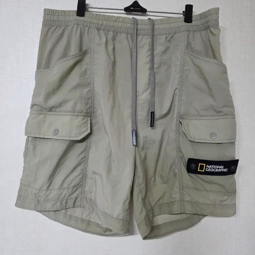 [BUNJANG] National Geographic Cargo Shorts Beige / 내셔널 지오그래픽 카고 반바지 베이지32~35