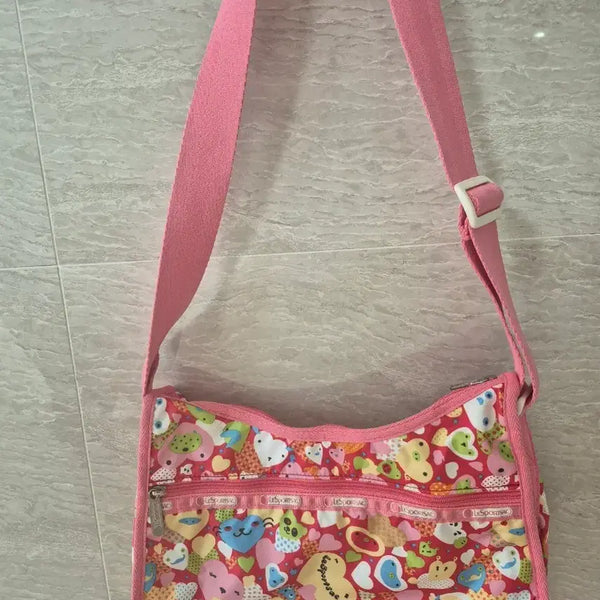 [BUNJANG] Lesportsac Heart Pattern Shoulder Bag Pink / 레스포삭 하트 패턴 숄더백 핑크