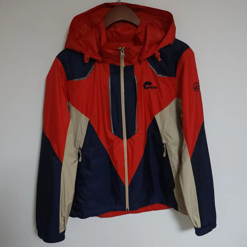 [BUNJANG] NEPA Women's Hooded Windbreaker Zip-Up Jacket / H90 네파 여성 여자 바람막이 후드 집업 자켓