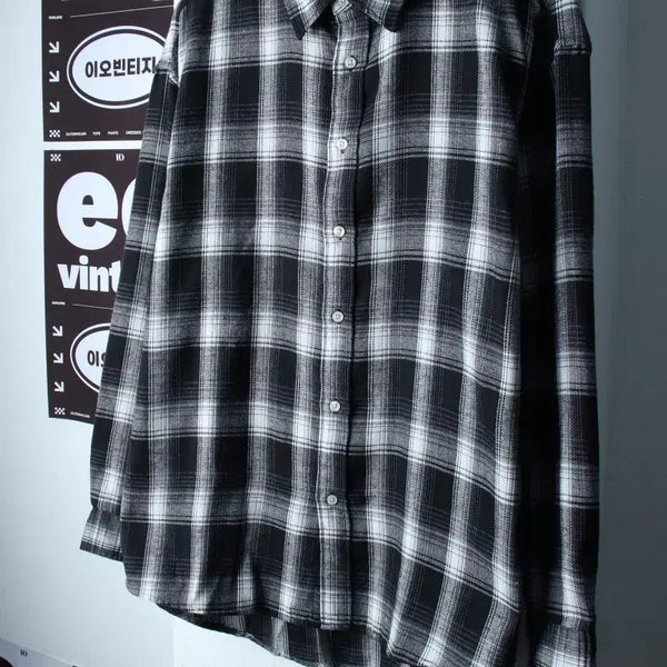 [BUNJANG] Untapped Studio Check Flannel Shirt Black / (M-XL) 언탭드 스튜디오 셔츠 남방 체크 블랙 플란넬-H36892
