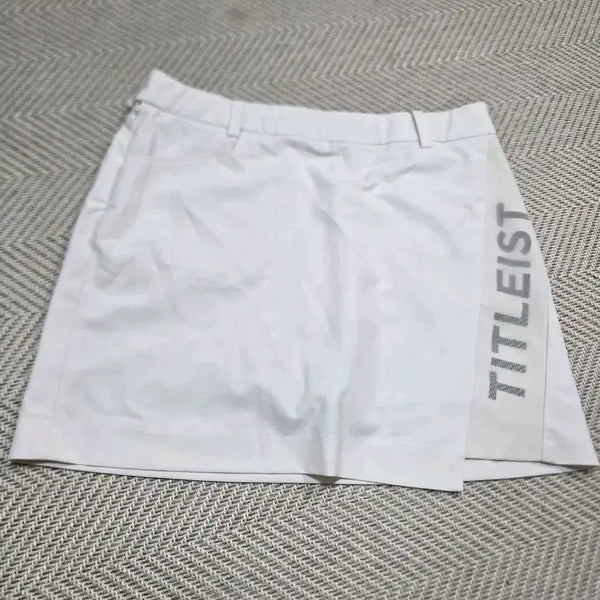 [BUNJANG] Titleist White Golf Culottes / 28)타이틀리스트 화이트 골프 큐롯