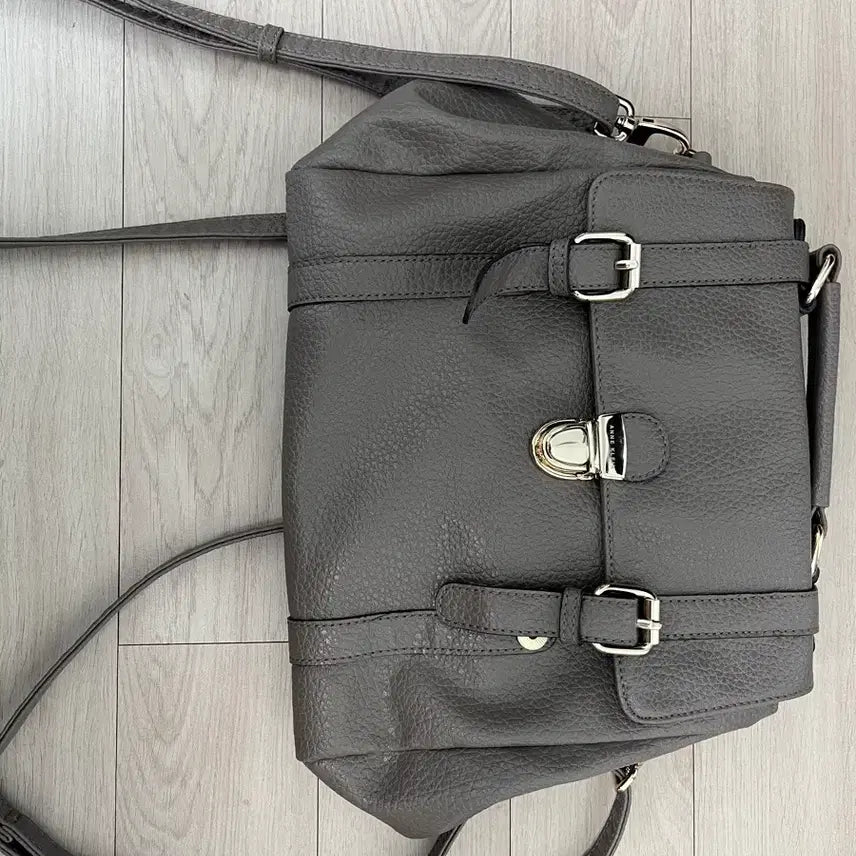 [BUNJANG] Anne Klein Leather Backpack / 앤클라인 가죽 백팩