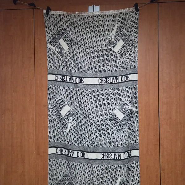 [BUNJANG] VINTAGE SELECT Oblique Pattern Jacquard Long Scarf / [VINTAGE SELECT] 오블리크 패턴 자카드 롱 머플러/스카프