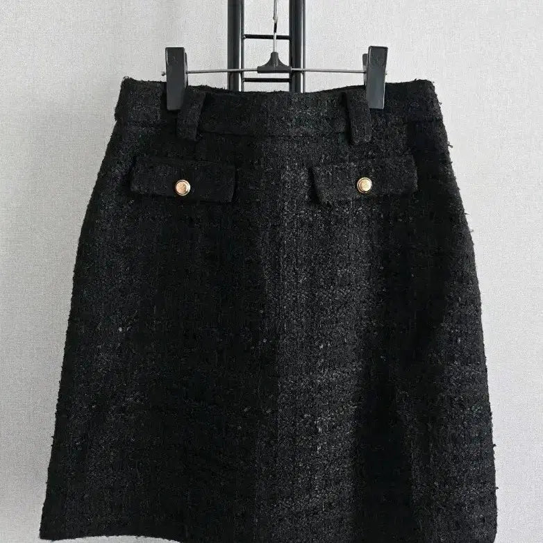 [BUNJANG] Calligraphe Black Tweed Skirt Gold Button / 칼리거벨트 블랙 트위드 스커트 골드 버튼