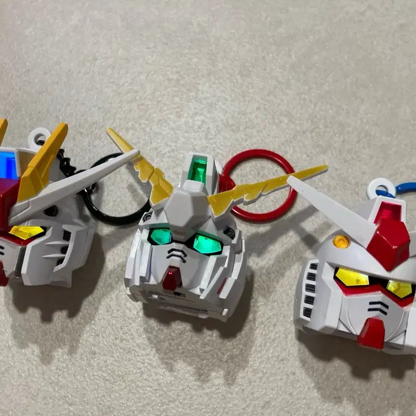 [BUNJANG] Gundam SD Head Figure Gacha Keyring Set (3 Types) / 건담 SD 헤드 피규어 가챠 키링 3종