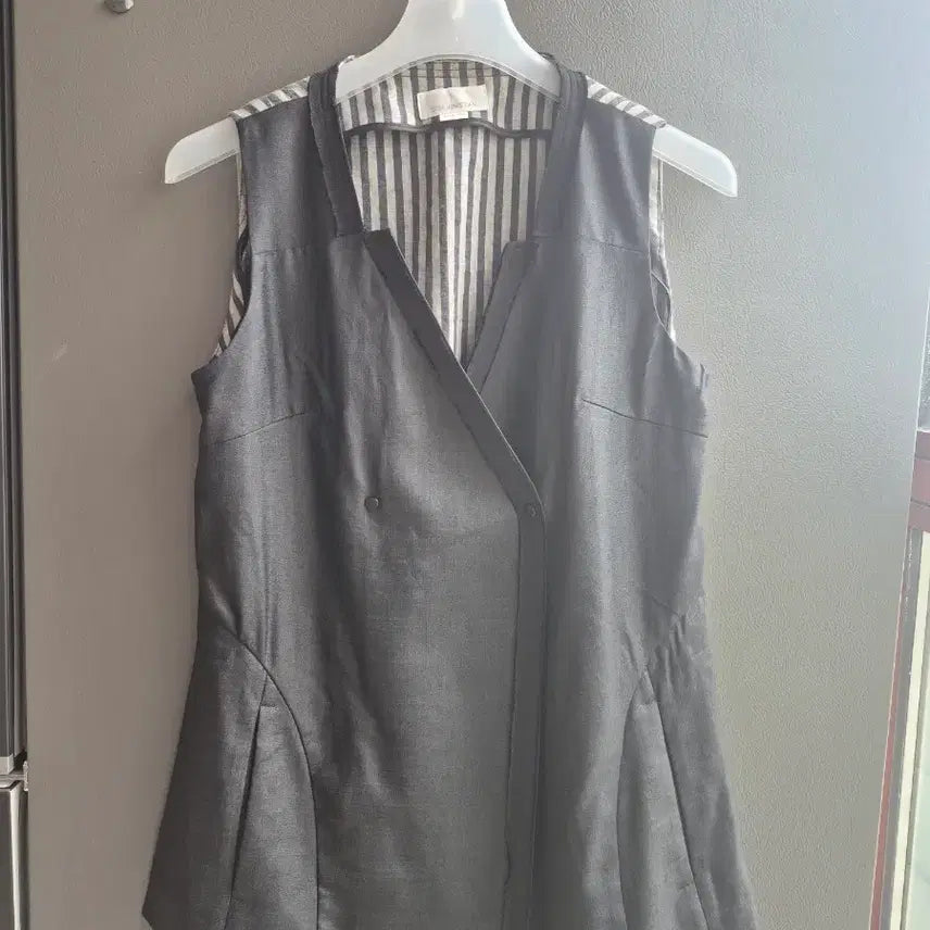 [BUNJANG] Sonia Rykiel Double Button Wrap Vest / 손정솬 더블 버튼 랩 베스트