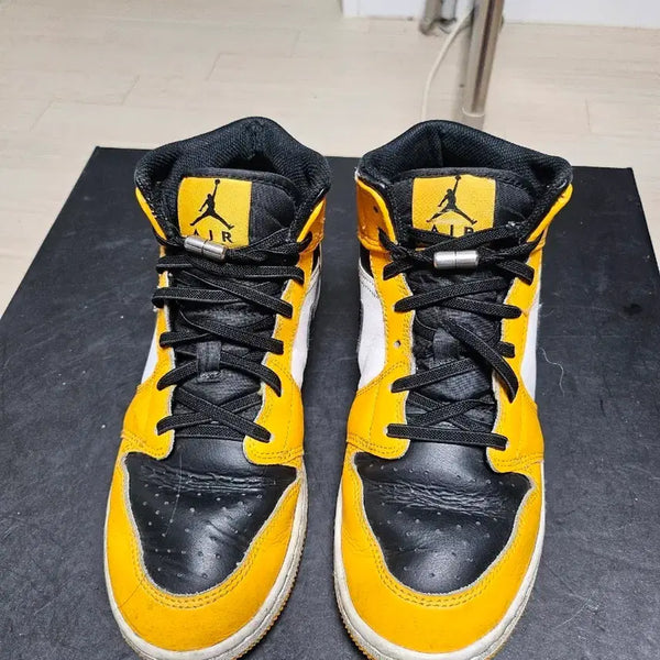 [BUNJANG] Nike Air Jordan 1 Mid Yellow Black Sneakers / 나이키 에어 조던 1 미드 옐로우 블랙 240mm 상태좋음