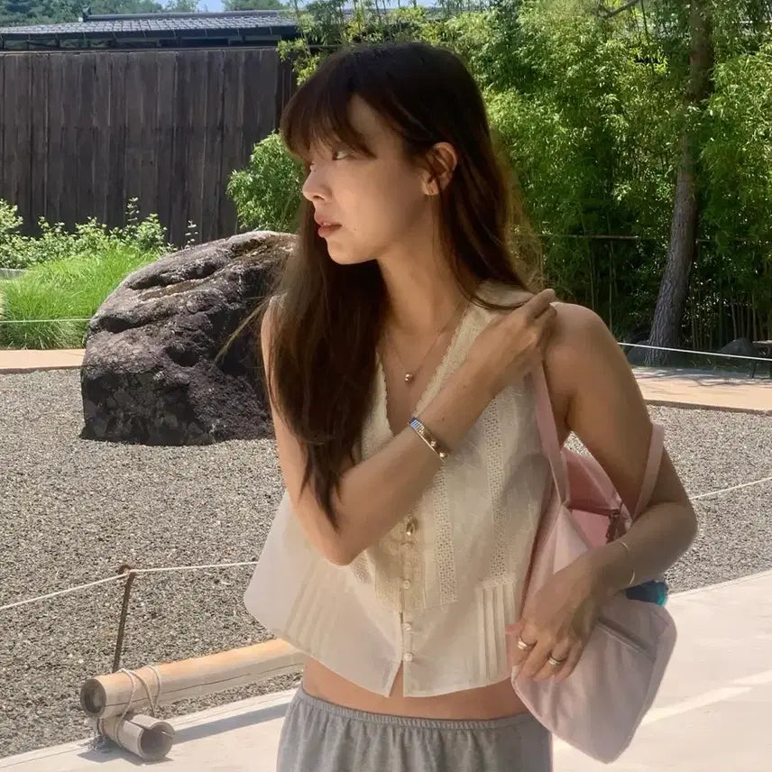 [BUNJANG] Thanat Sirocco Lace Blouse New / 타낫 시로코 레이스 블라우스 새상품